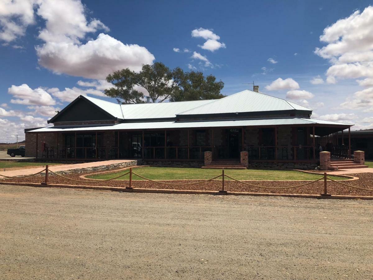 Broken Hill Outback Resort מראה חיצוני תמונה